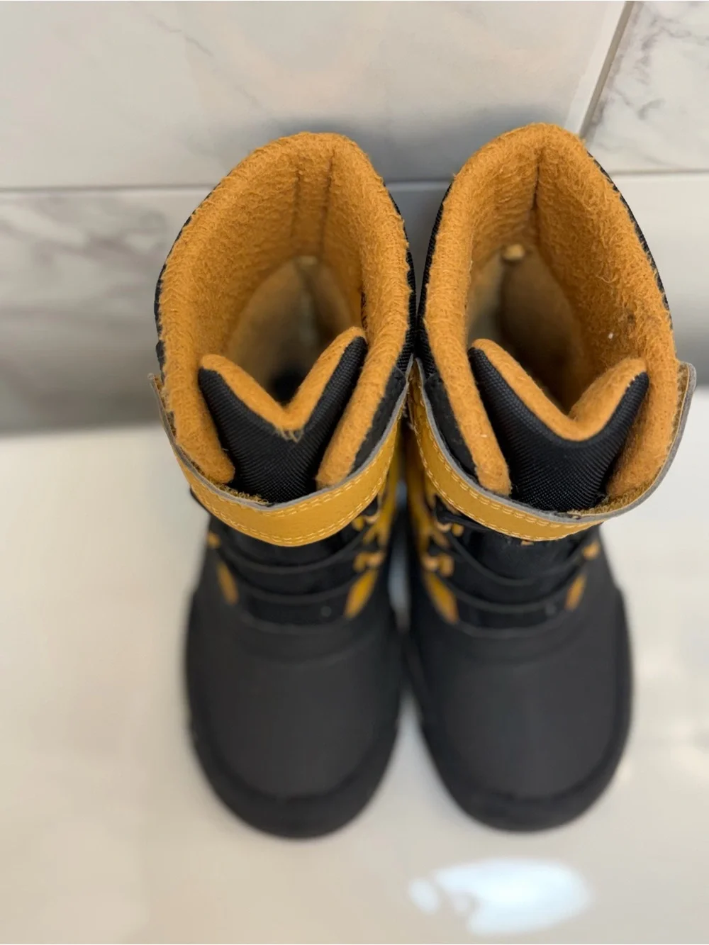 Merrell Kids' Black & Mustard Winter Boots size 7M